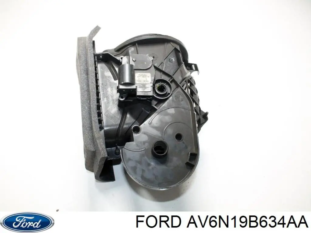 2490845 Ford Привод системы автоматического управления отопителем