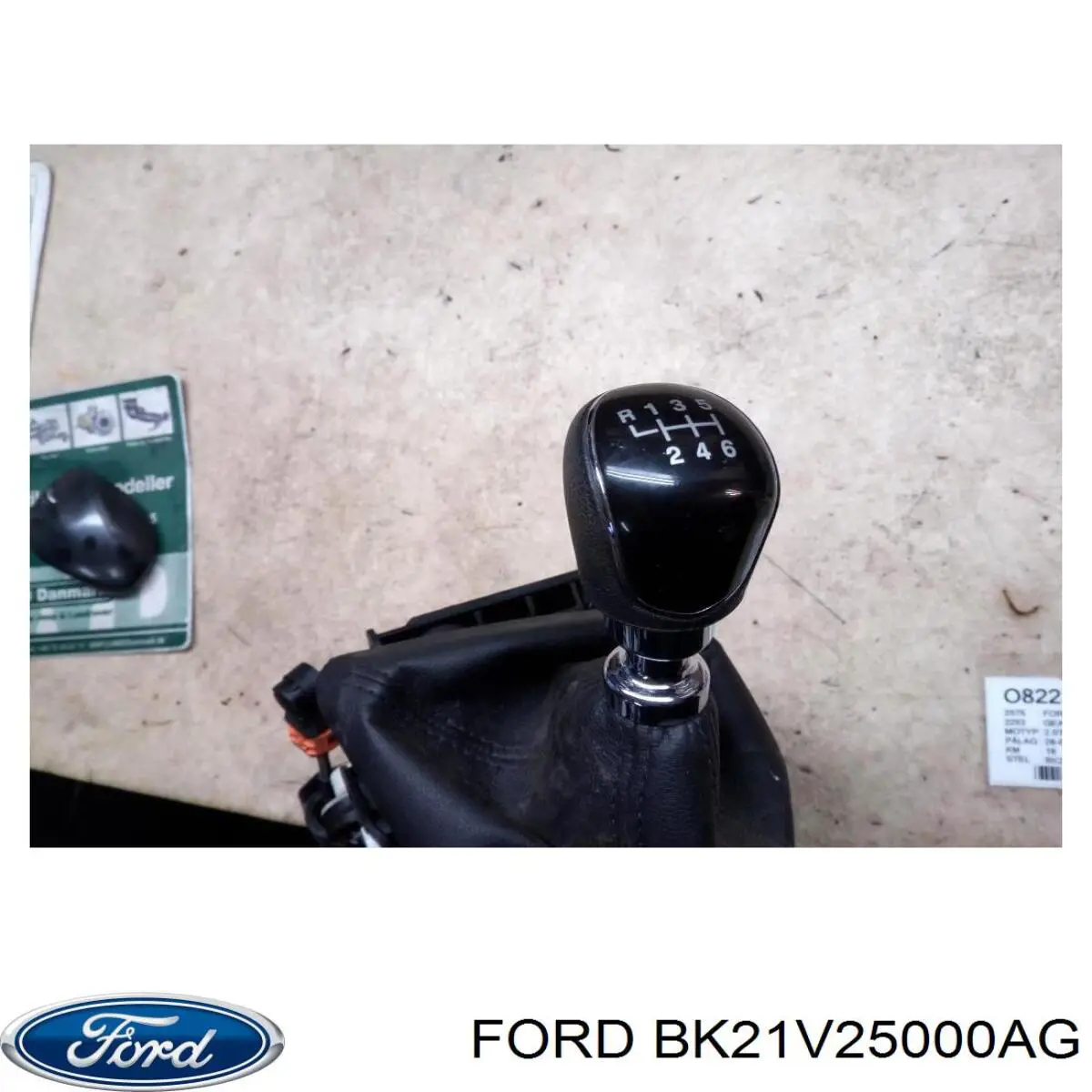 Купить 2381204 Ford Ролик двери боковой (сдвижной) правый нижний