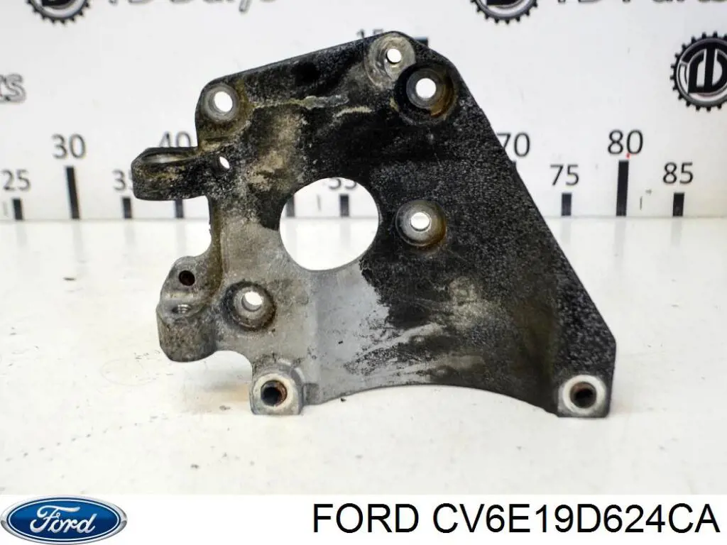 Кронштейн компрессора кондиционера Ford CV6E19D624CA цена, от 6.33 USD