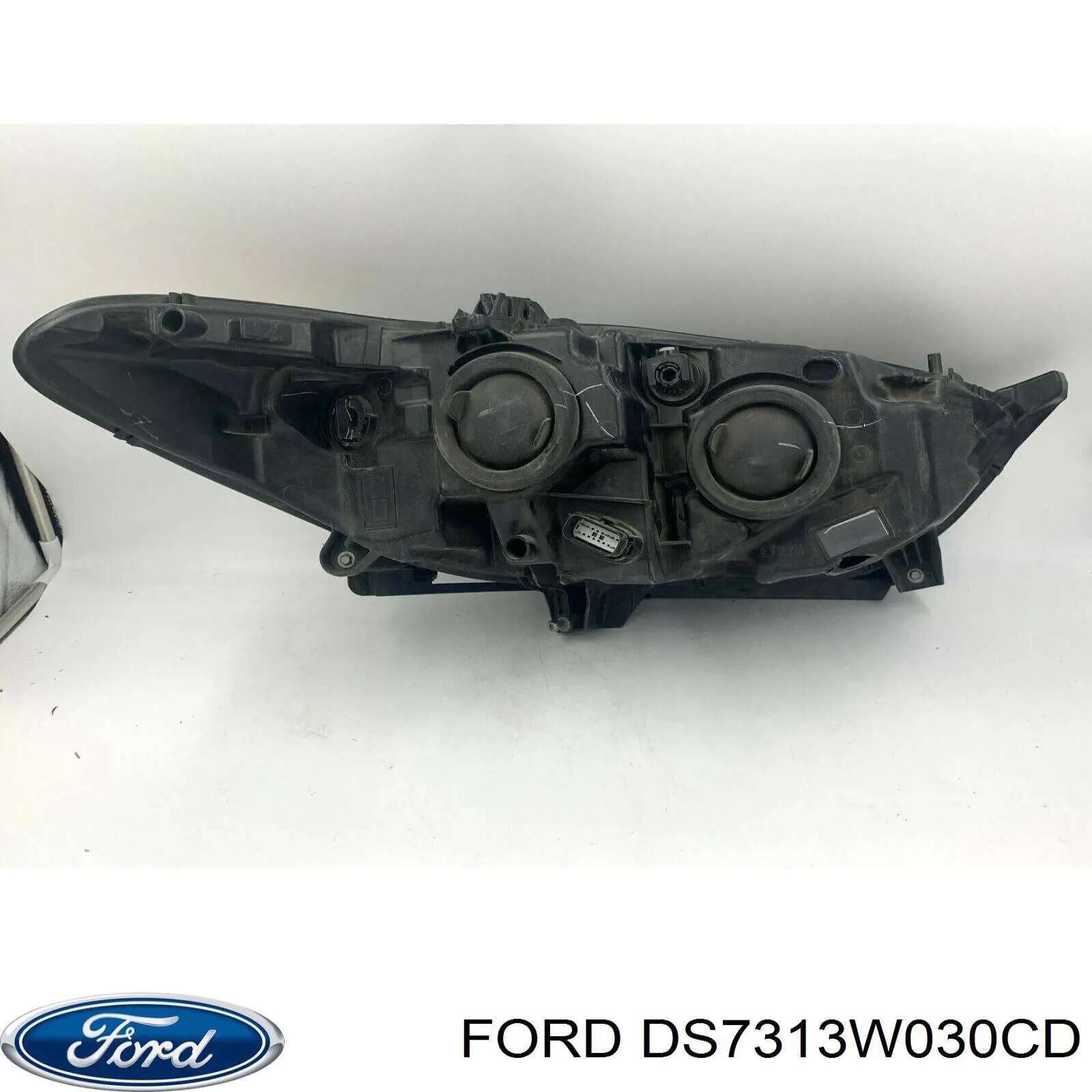 Купить DS7313W030CD Ford Фара левая передняя