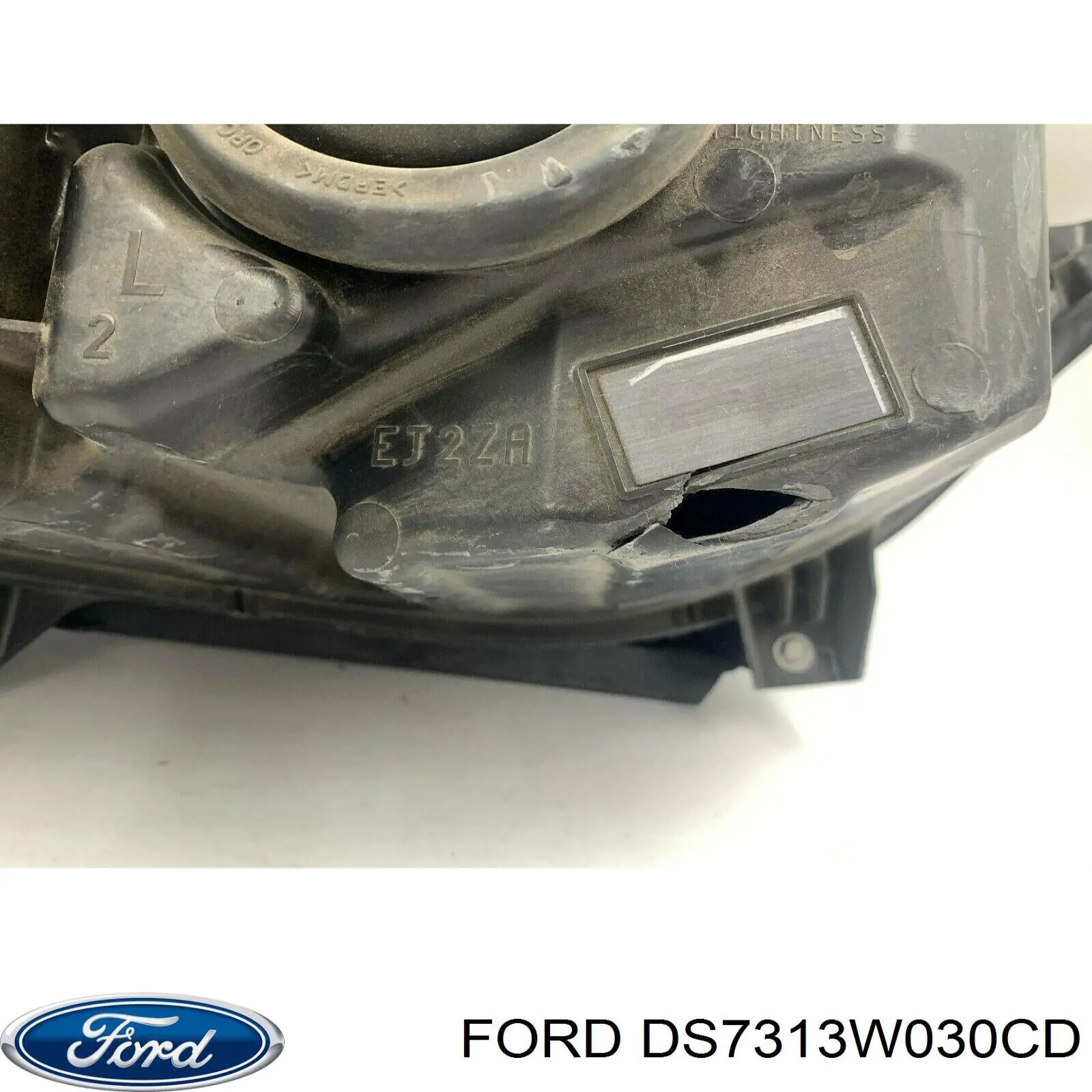 DS7313W030CD Ford фара левая