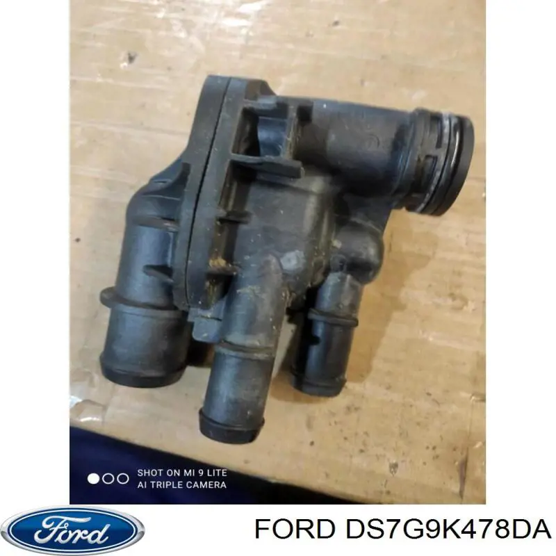 DS7G9K478DA Ford caixa do termostato