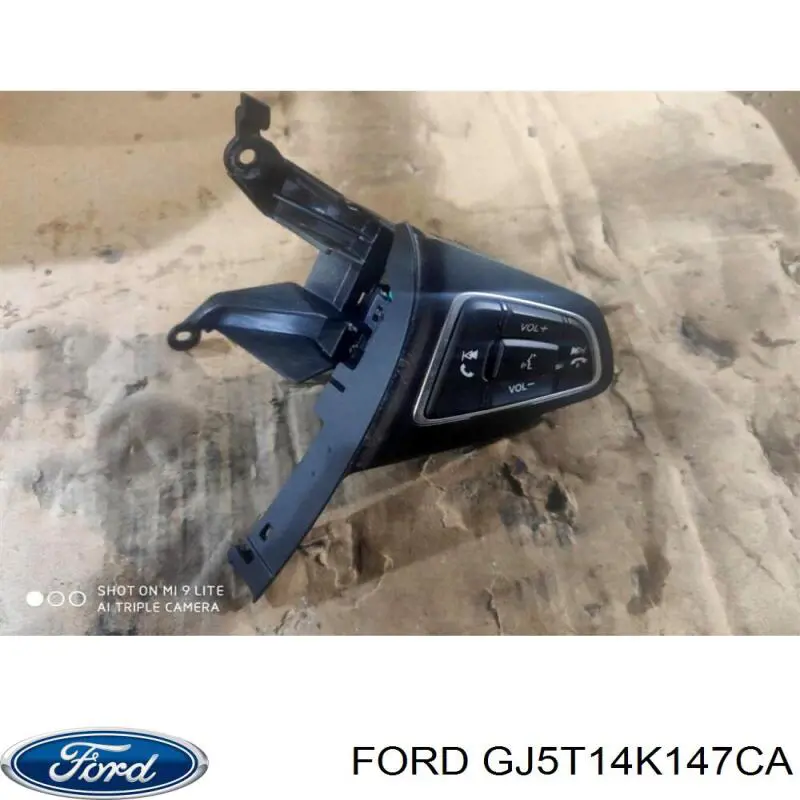 F1ET14K147CB Ford Блок кнопочных переключателей рулевого колеса