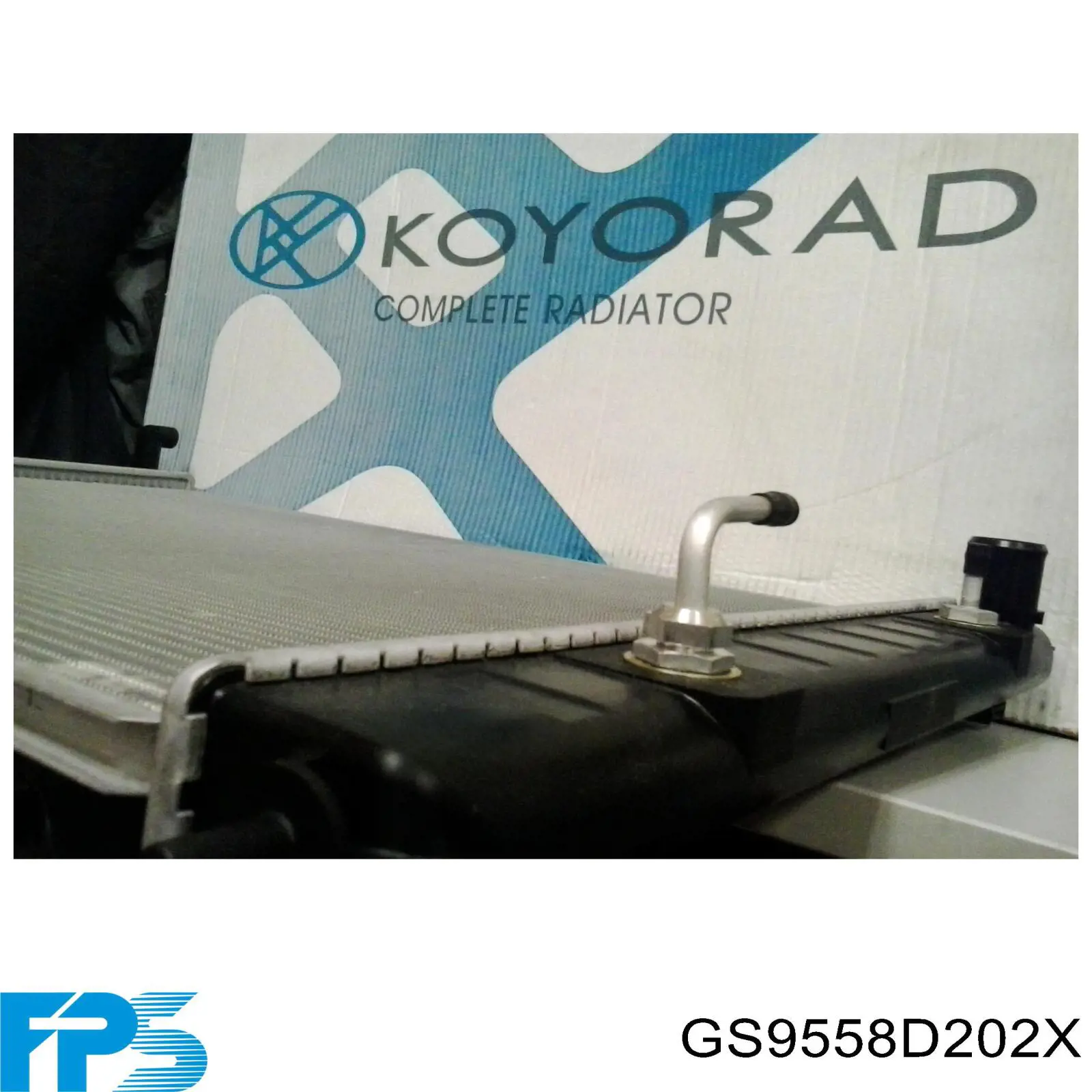 GS9558D202 XYG Стекло багажной двери распашной, правой