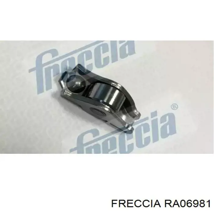 RA06981 Freccia коромысло клапана (рокер)