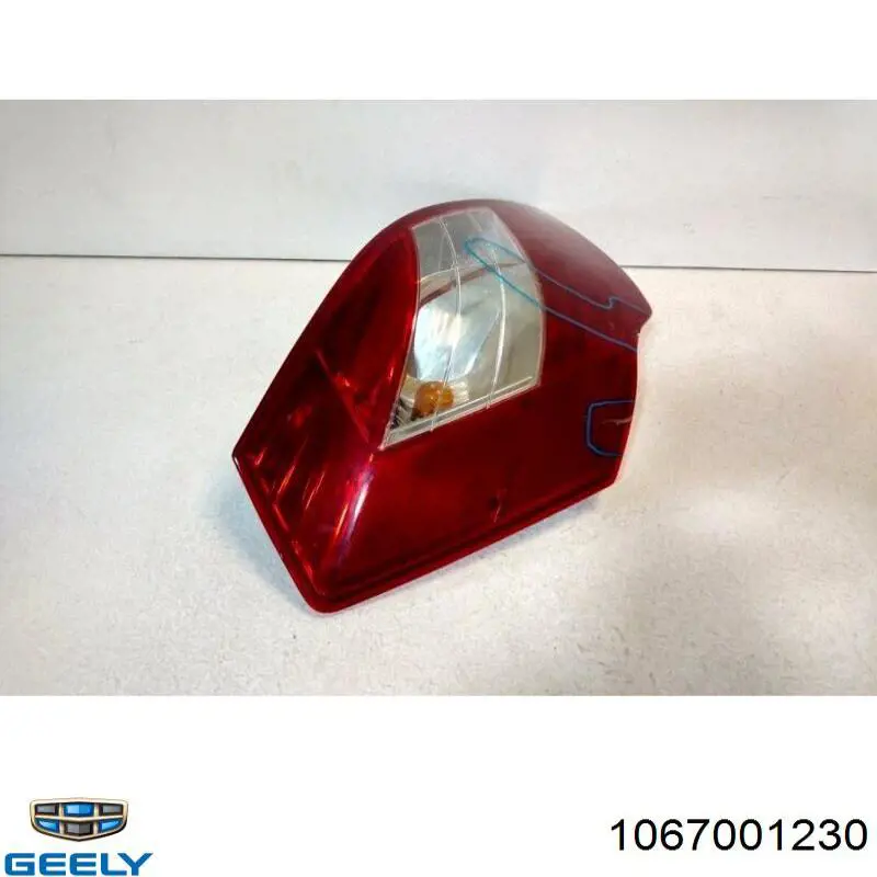 Задний левый стоп на Geely Emgrand EC7 