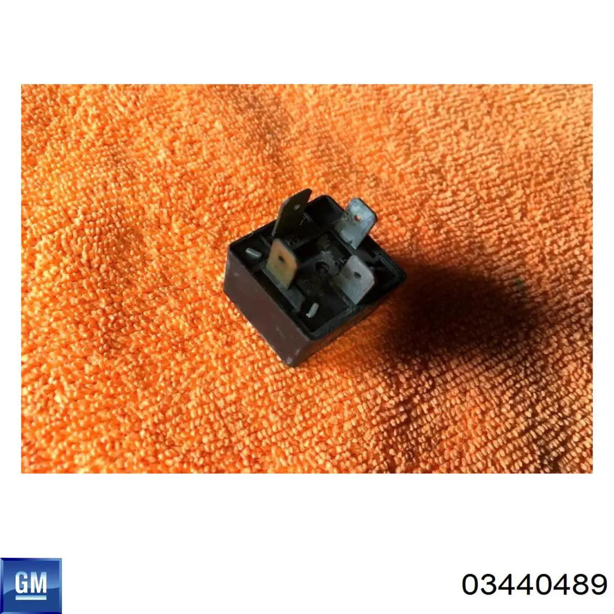 03440489 GM Rele De Bomba Electrica original y equivalente