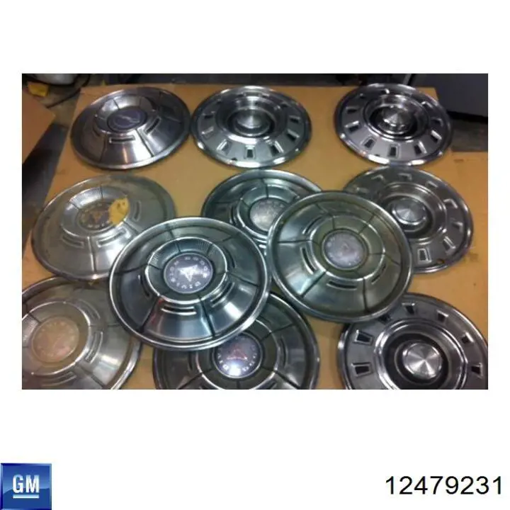 Стойка переднего стабилизатора левая 12479231 General Motors