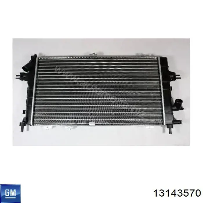 Радиатор охлаждения двигателя General Motors 13143570