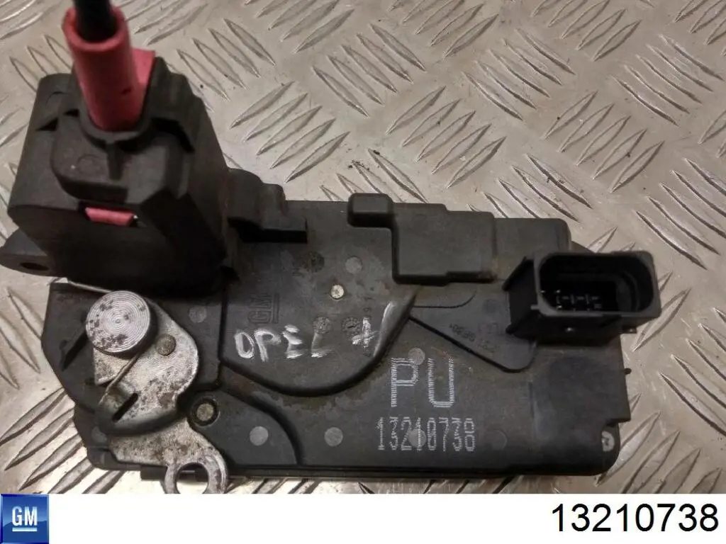 Замок двери задней левой 0133188 Opel