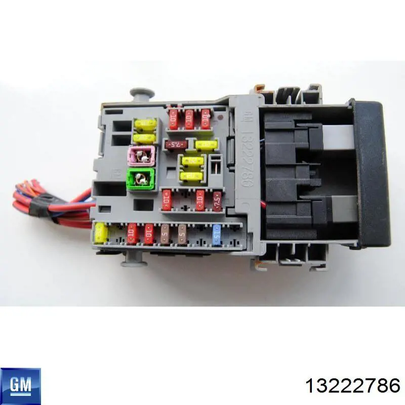 Коробка предохранителей General Motors 13222786 цена, от 3.85 USD
