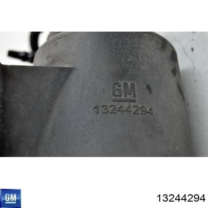 Топливный фильтр 13244294 General Motors