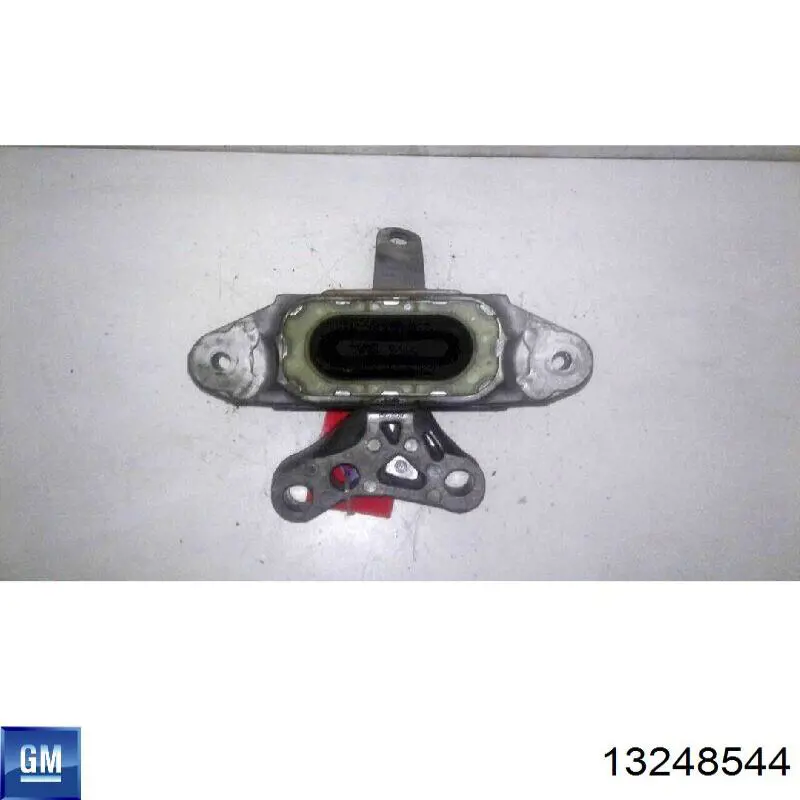 Левая подушка двигателя 0682050 Opel