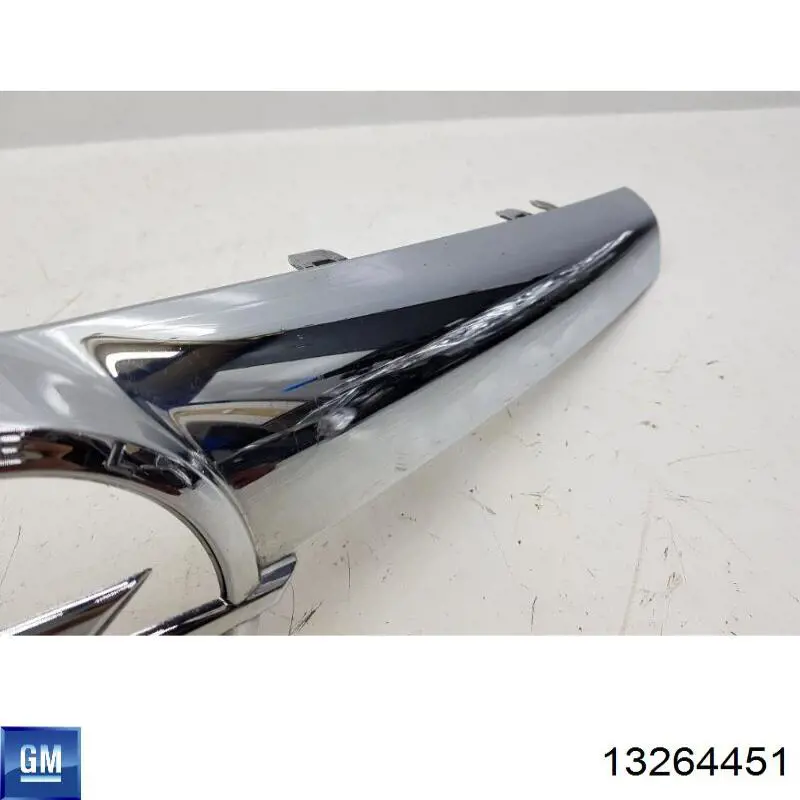 Решетка Opel 13264451