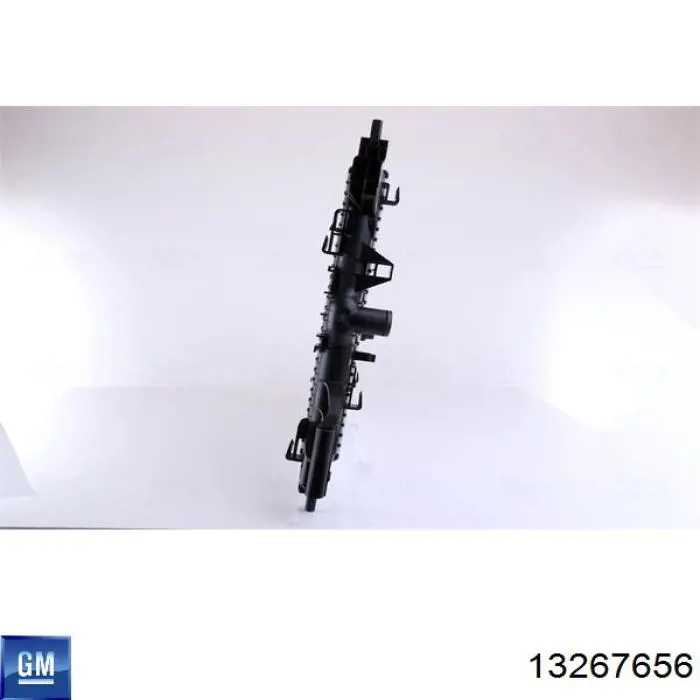 Радиатор 13267656 General Motors