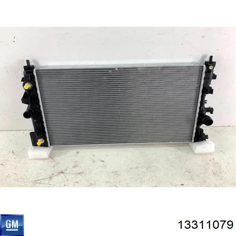 Купить 13311079 General Motors Радиатор водяной