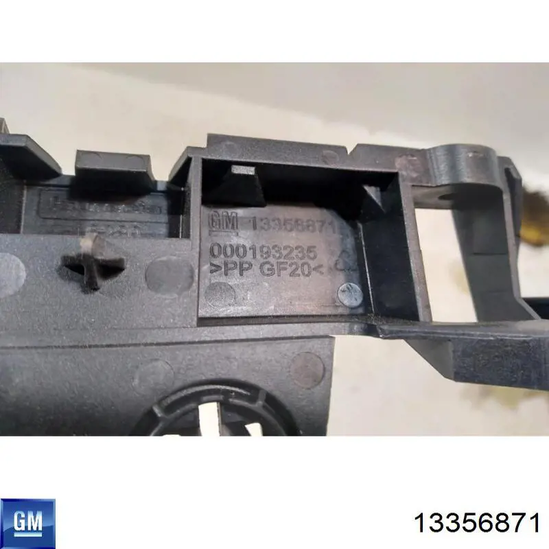Правое крепление переднего бампера Opel 13356871 цена, от 14.68 USD