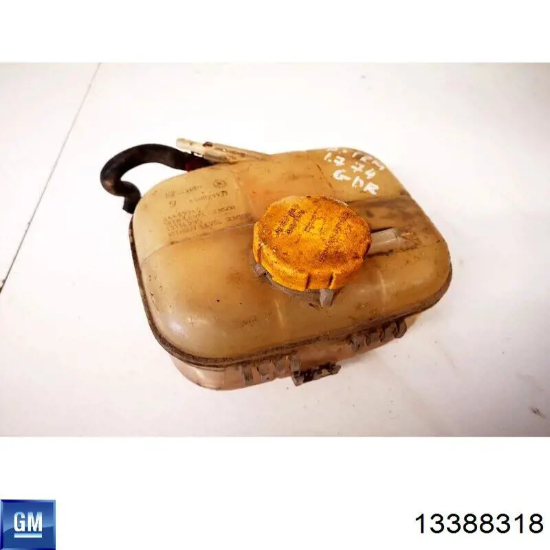 Шланг радиатора печки обратка Opel 1818744 цена, от 20.88 USD