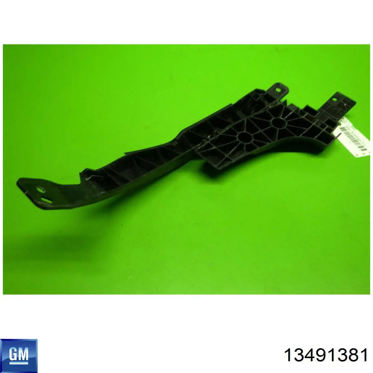 Купить 13491381 General Motors Крепление бампера