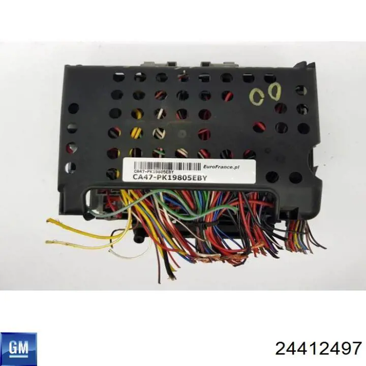 Блок предохранителей 24412497 General Motors
