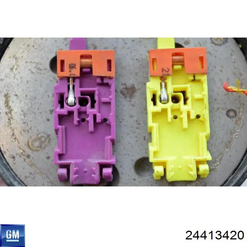 Подушка безопасности, пассажирская General Motors 24413420