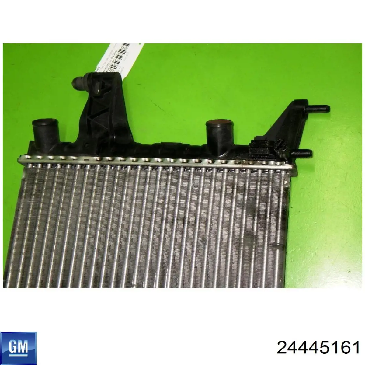 Радиатор 24445161 General Motors