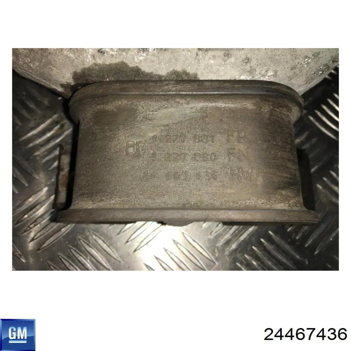 Купить 24467436 General Motors Правая опора двигателя