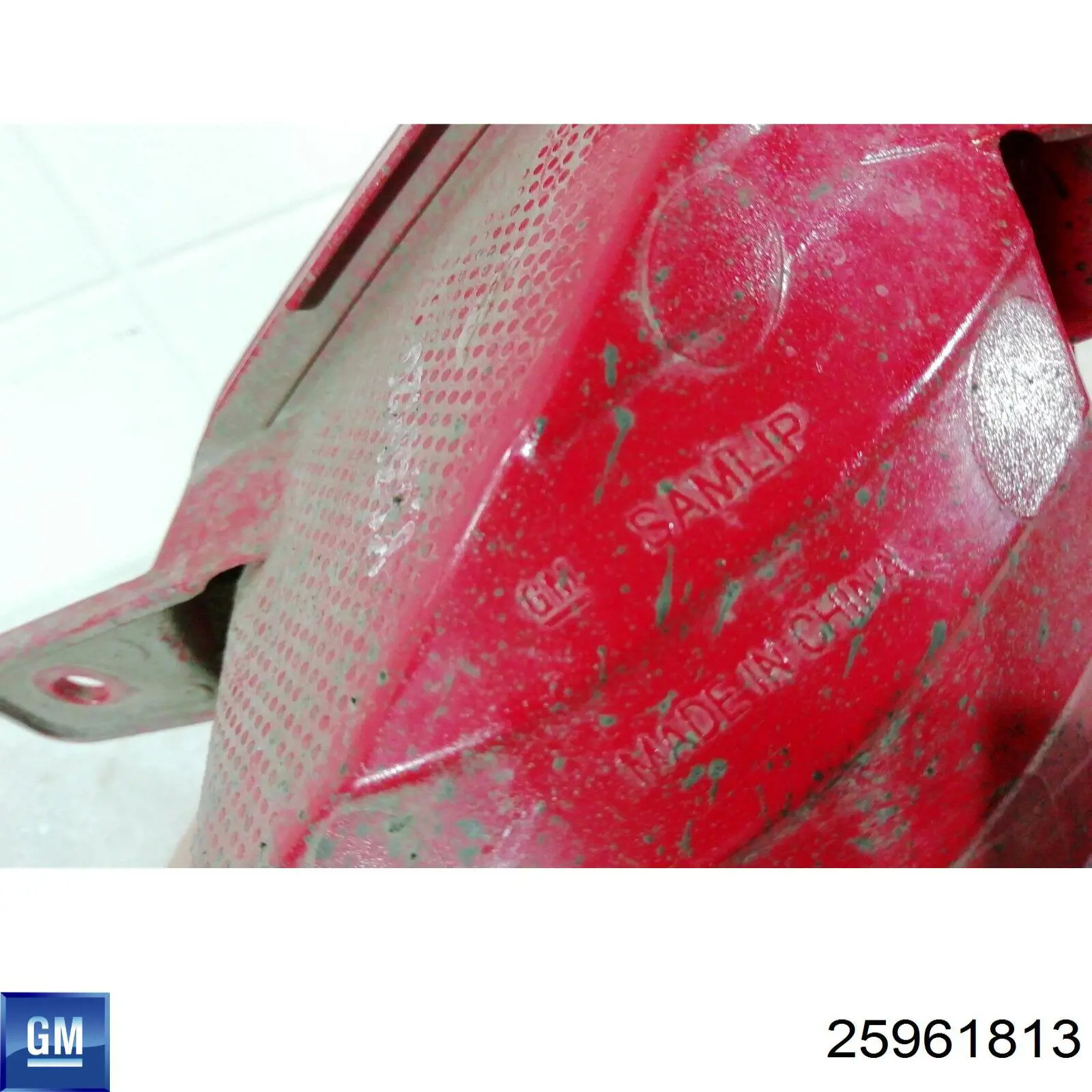 Фонарь противотуманный задний ZOP4004L Signeda