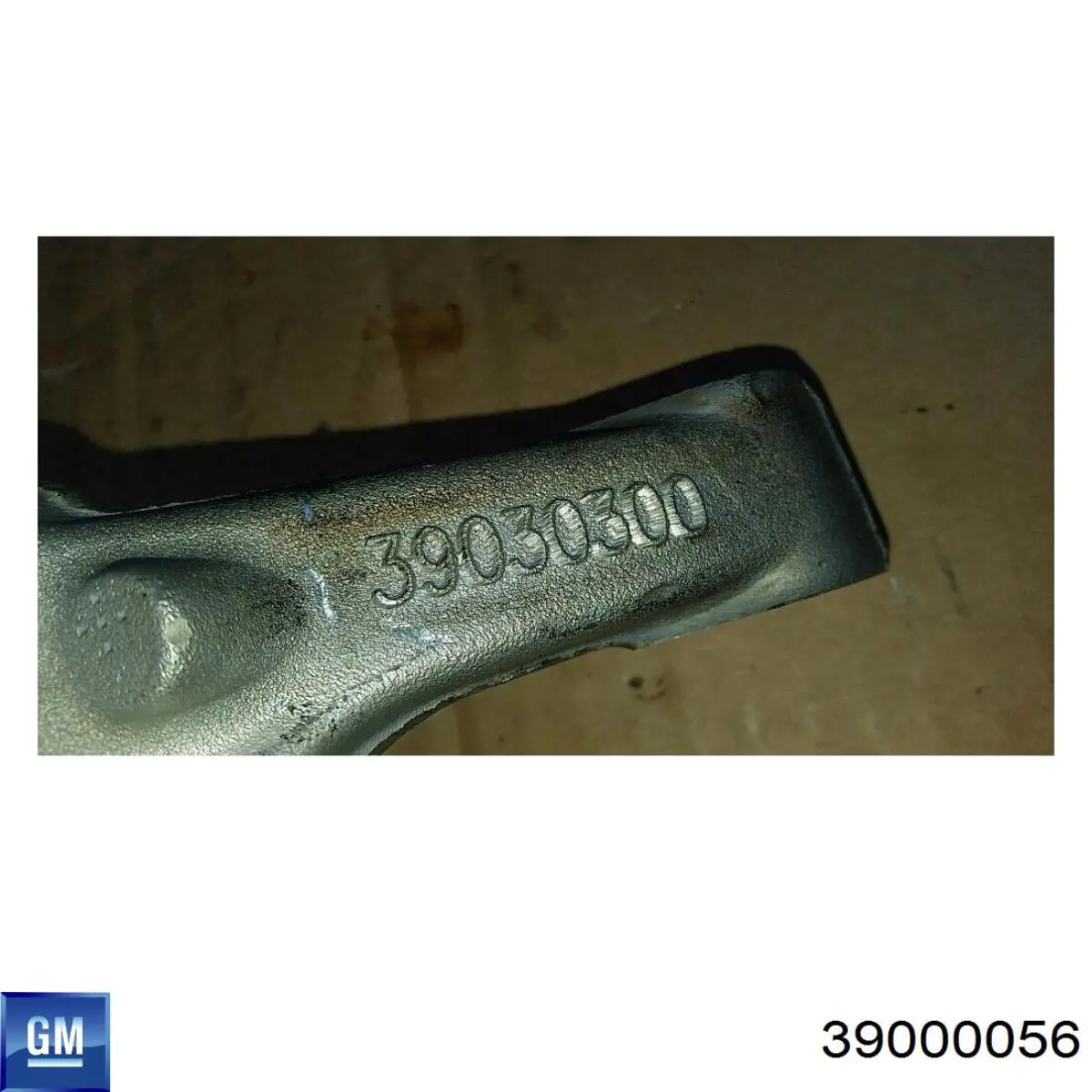 Цапфа (поворотный кулак) передний правый General Motors 39000056 цена, от 70.54 USD