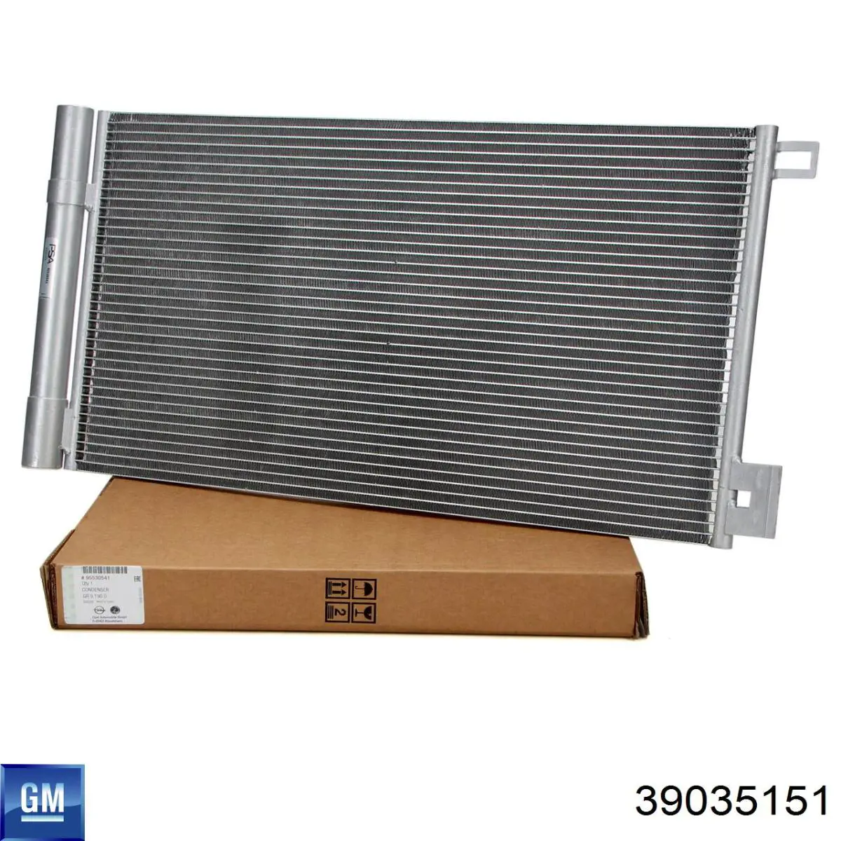Радиатор кондиционера 39035151 General Motors