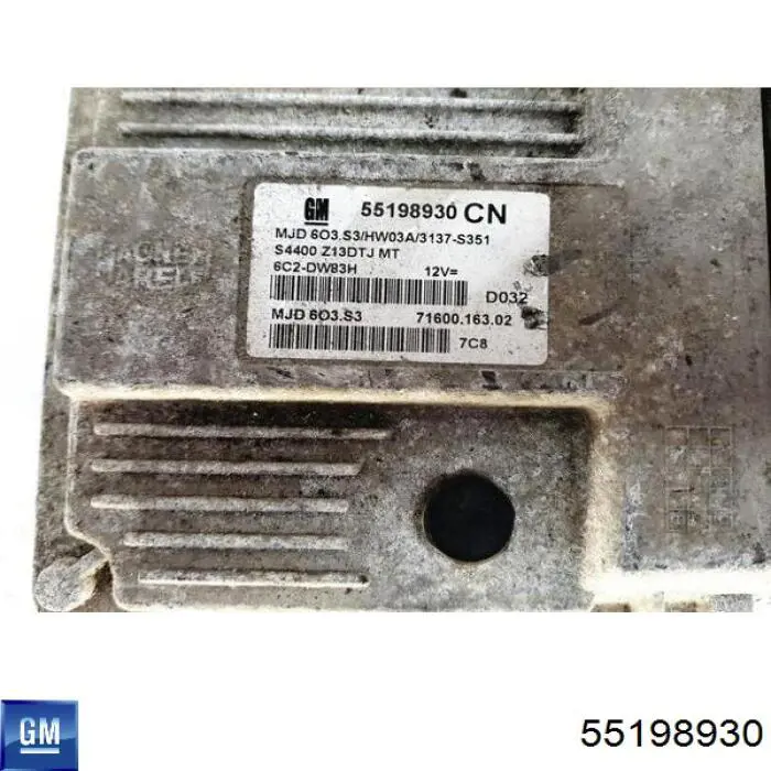 Блок управления двигателем 55198930 Opel