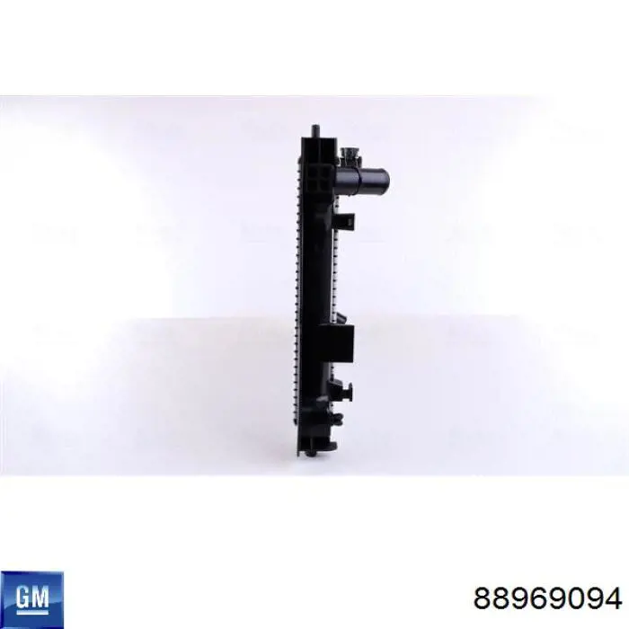 Радиатор 88969094 General Motors