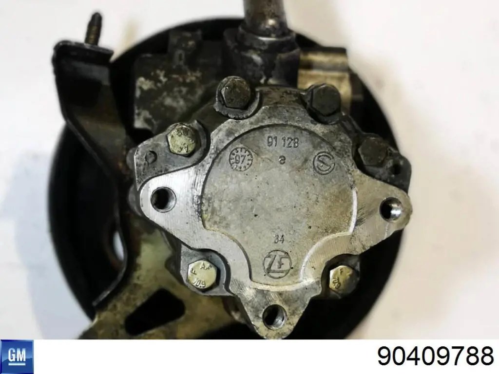 Насос ГУР 90467000 Opel