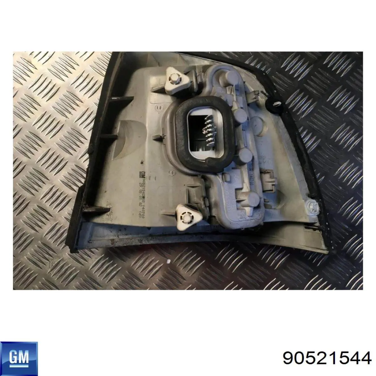 90521544 General Motors Фонари задние