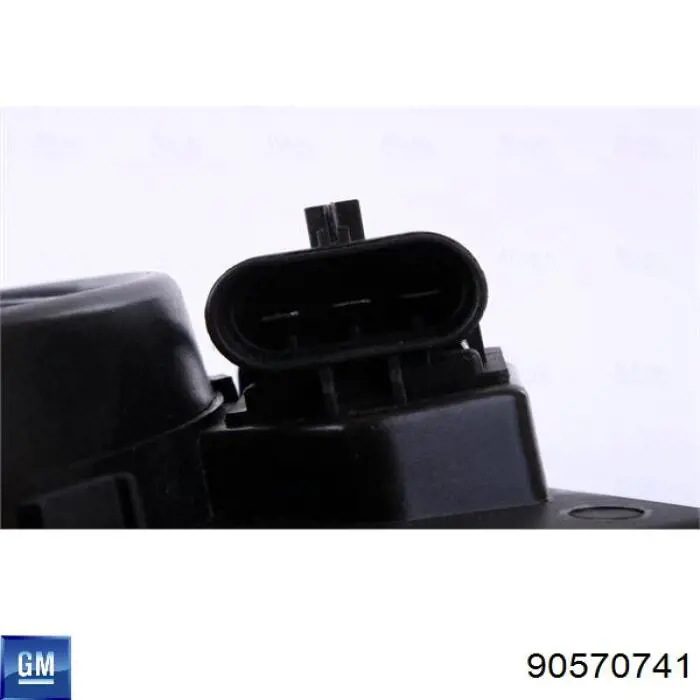 Диффузор радиатора 0130303840 Bosch