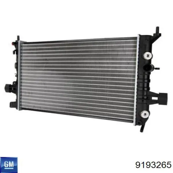 9193265 General Motors радиатор