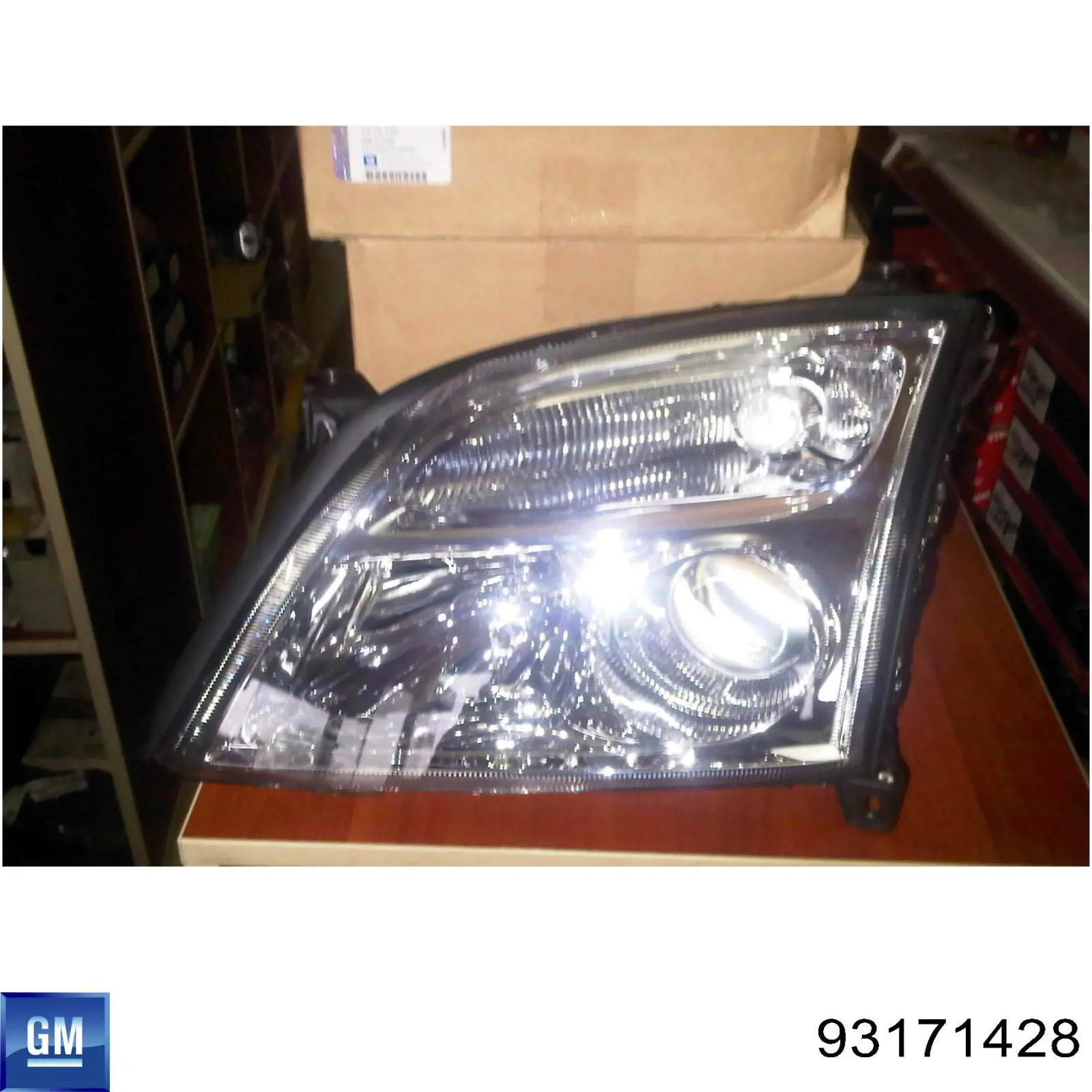 Левая фара FP5202R1T TYC