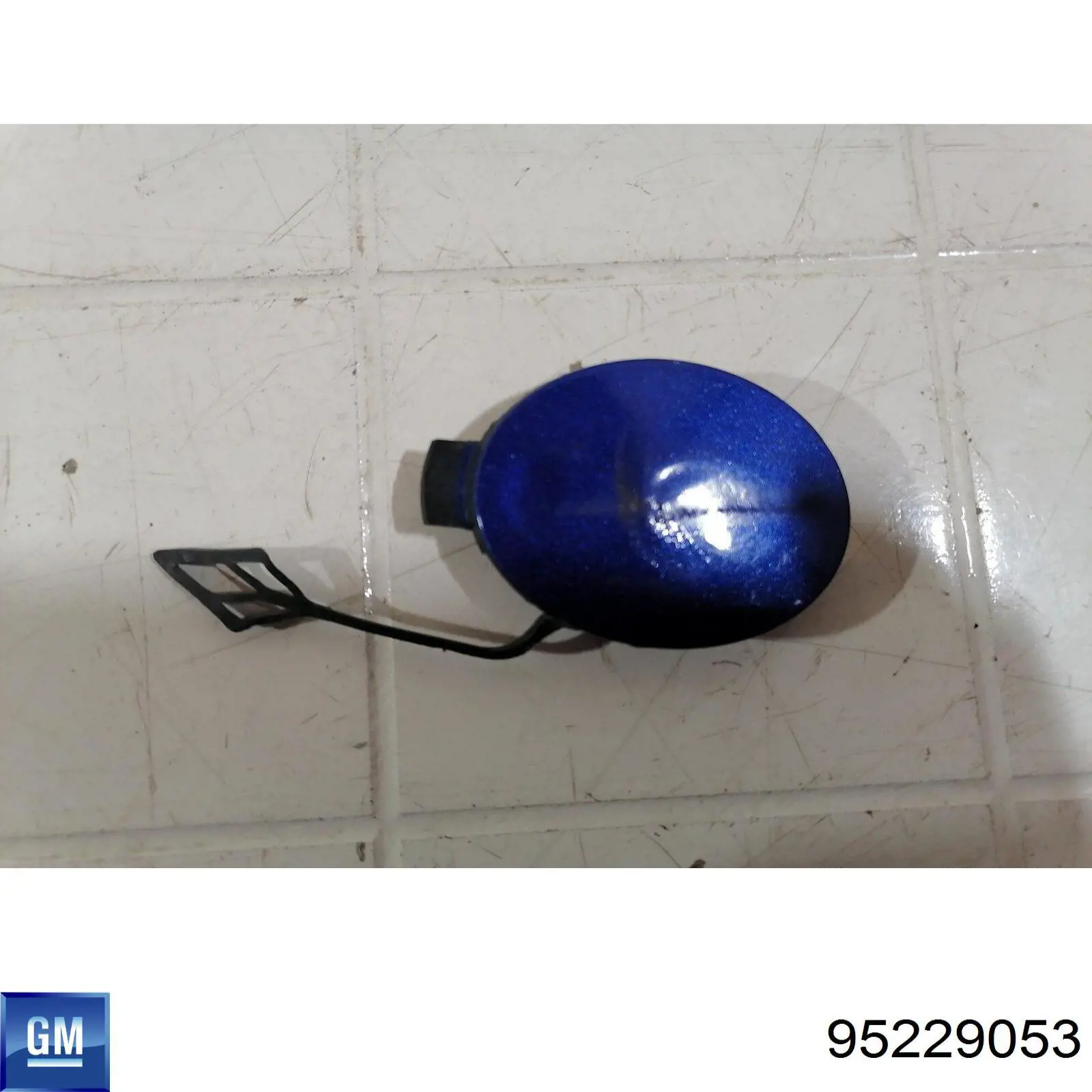 Купить PCV99208CA Signeda Заглушка буксировочного крюка