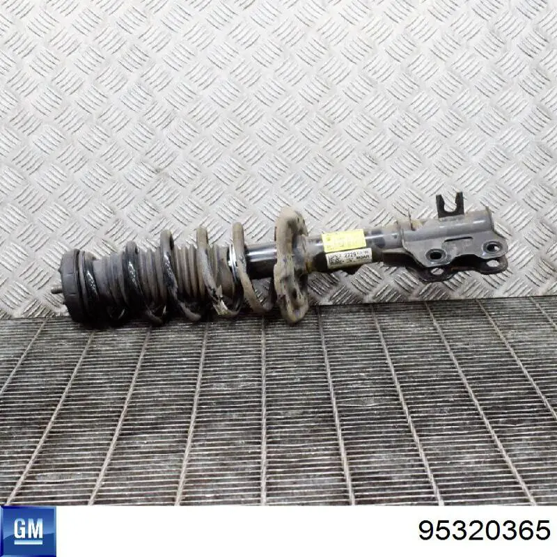 Стойка передняя правая General Motors 95320365