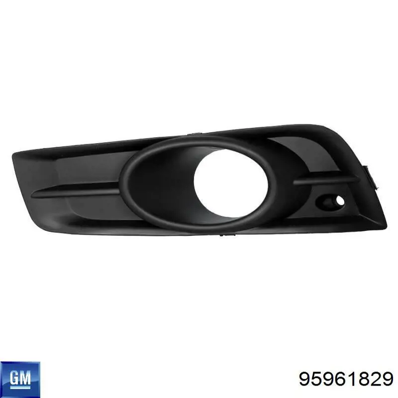 Решетка радиатора 95961829 General Motors