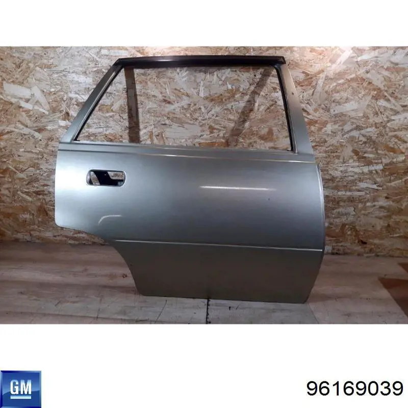 Puerta trasera derecha 96169039 GM/Daewoo