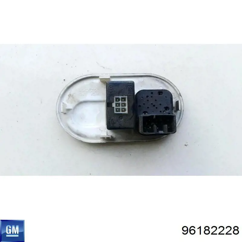 Выпускной патрубок воздушного фильтра 96182228 General Motors
