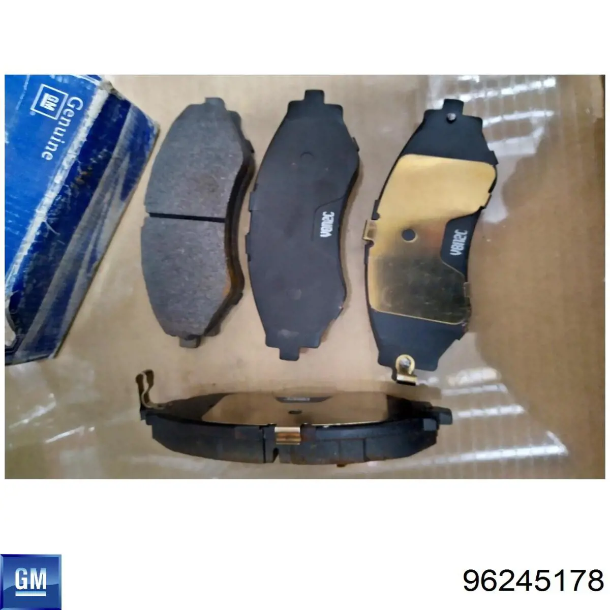 Передние тормозные колодки 96245178 General Motors