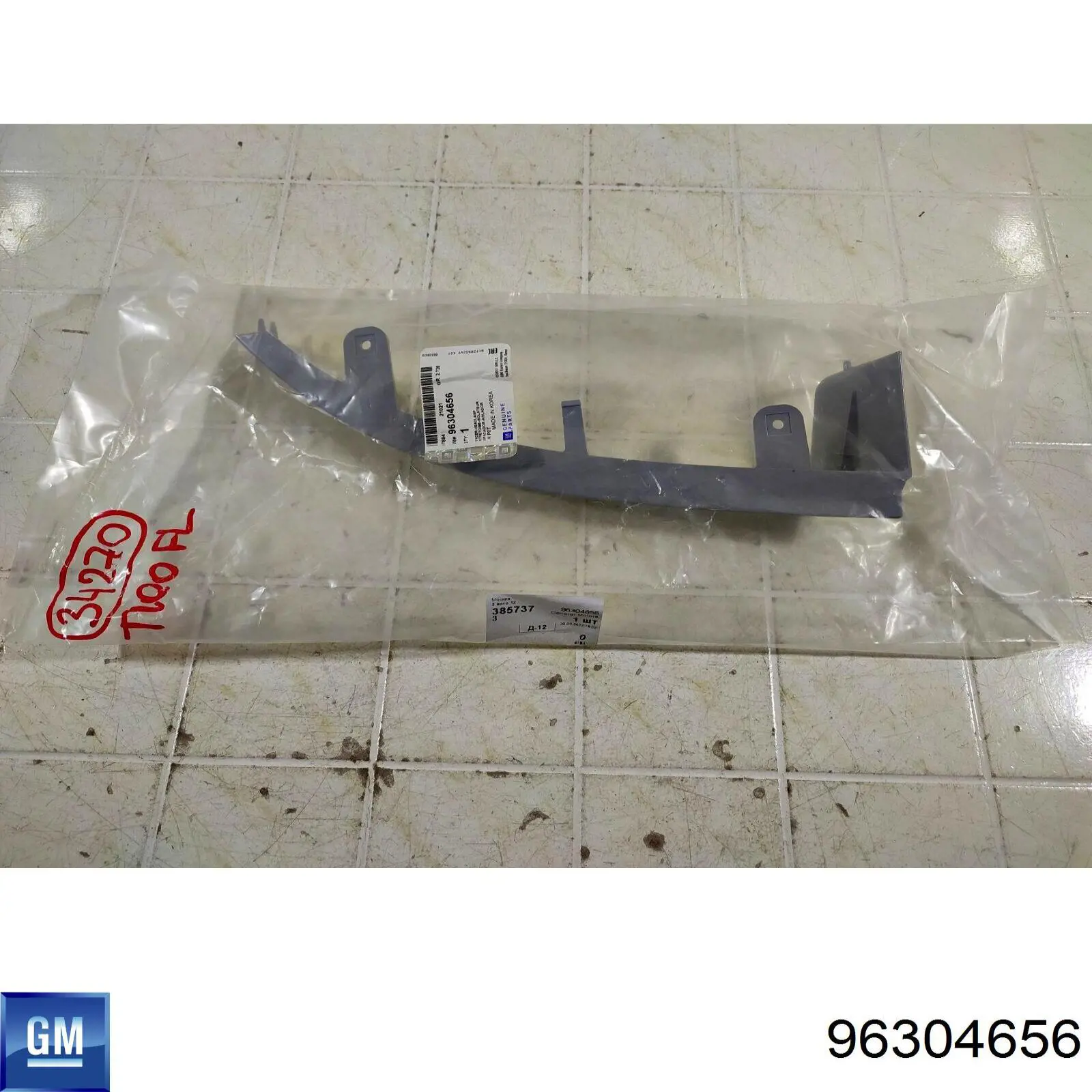 96304656 General Motors ресничка (накладка левой фары)