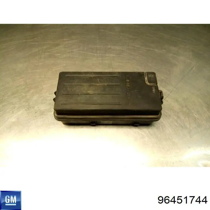 Коробка предохранителей General Motors 96451744 цена, от 63.34 USD