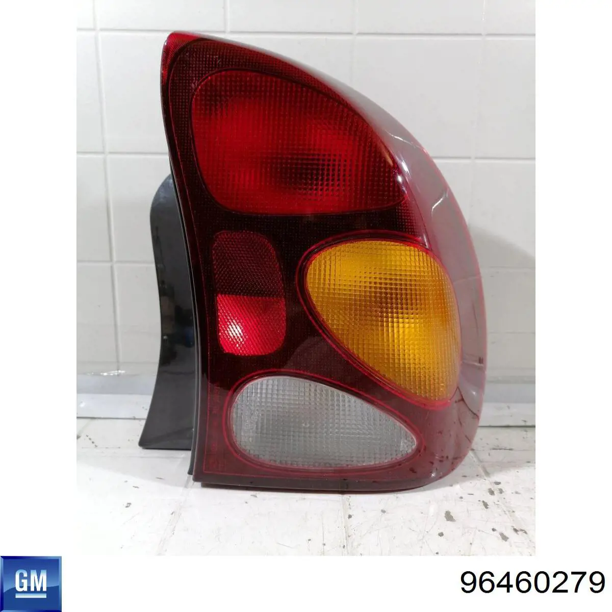 Фара задняя правая внешняя FPS FP1106F4E цена, от 31.44 USD
