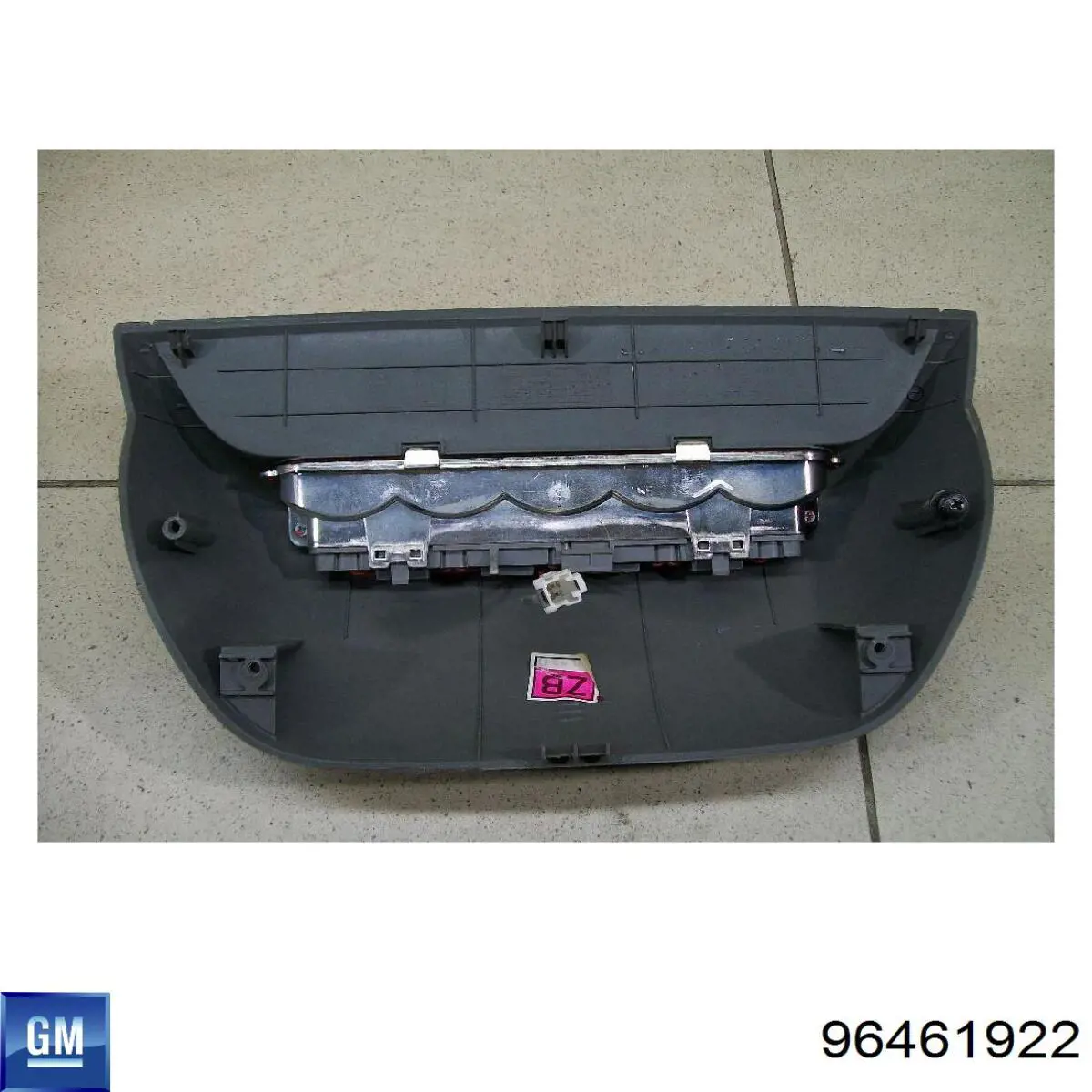 Фонарь сигнала торможения General Motors 96461922 цена, от 12.99 USD