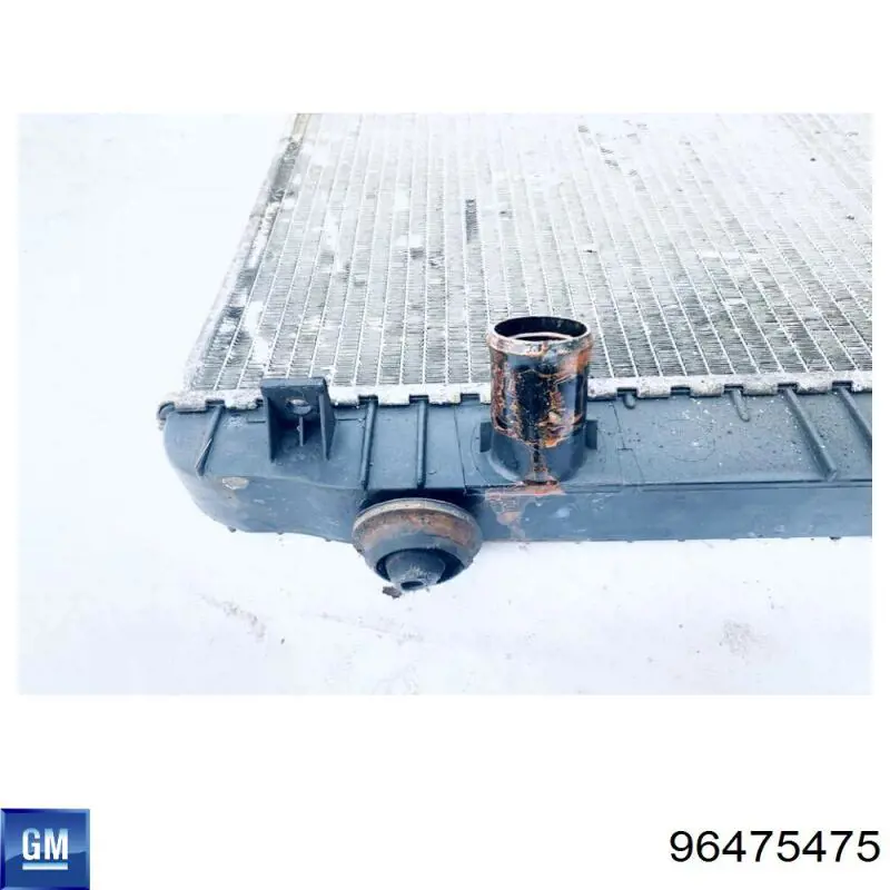 Купить 96475475 General Motors Радиатор водяной
