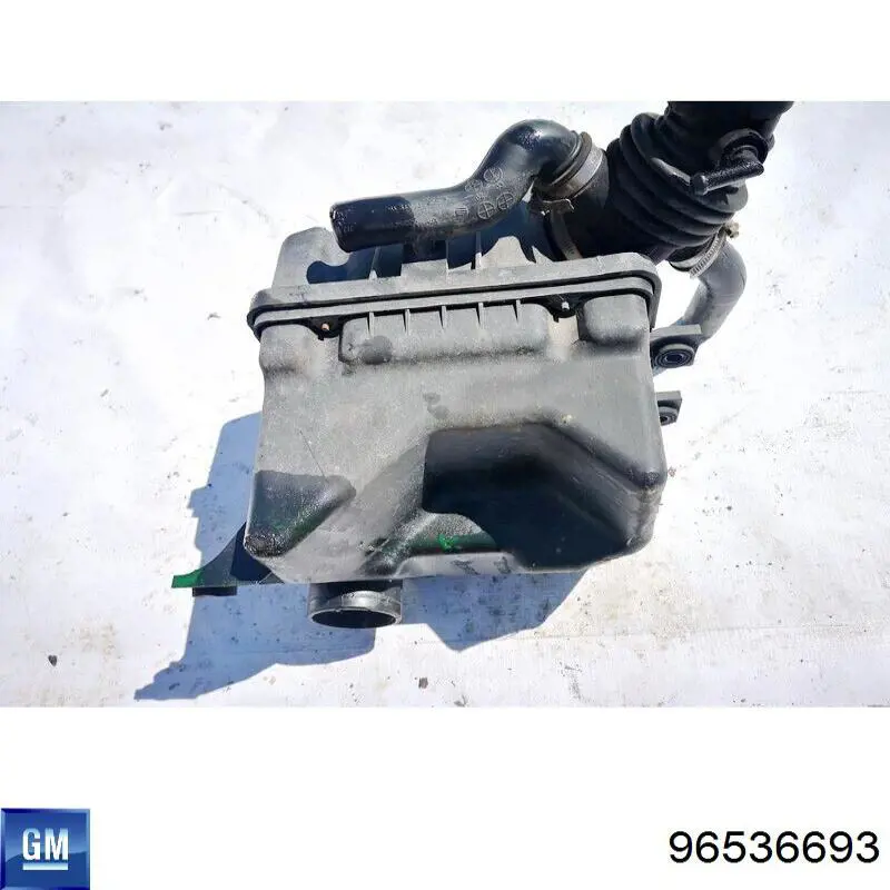 Корпус воздушного фильтра, нижняя часть 96536693 General Motors