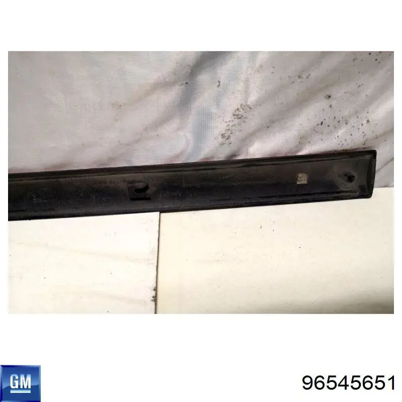 Купить 96545651 General Motors Молдинг двери передней левой